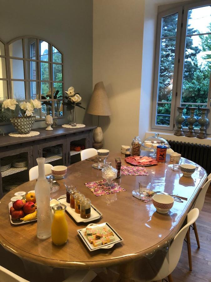 La Demeure Bed and Breakfast Sillé-le-Guillaume Eksteriør billede